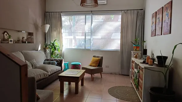 P H en Echeverría 4200
