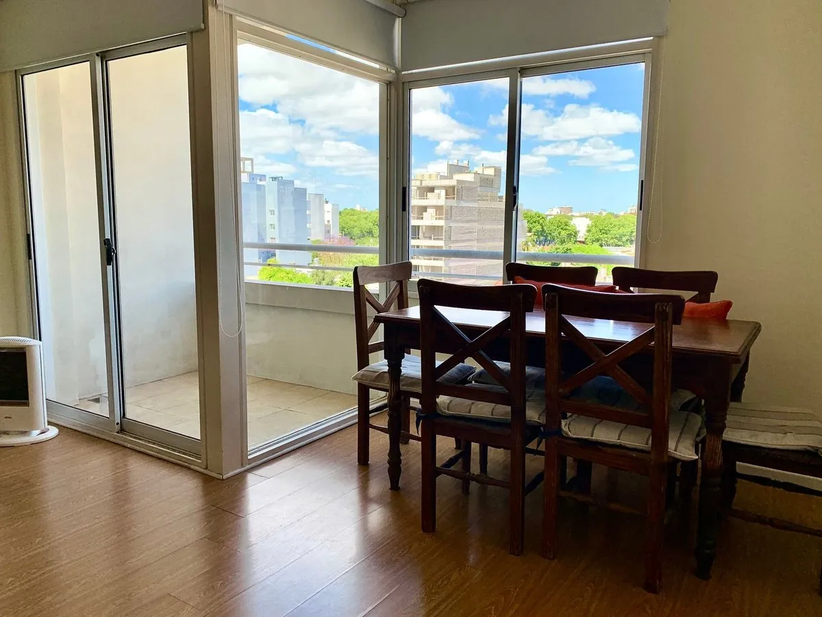 Departamento en Bucarelli 1200