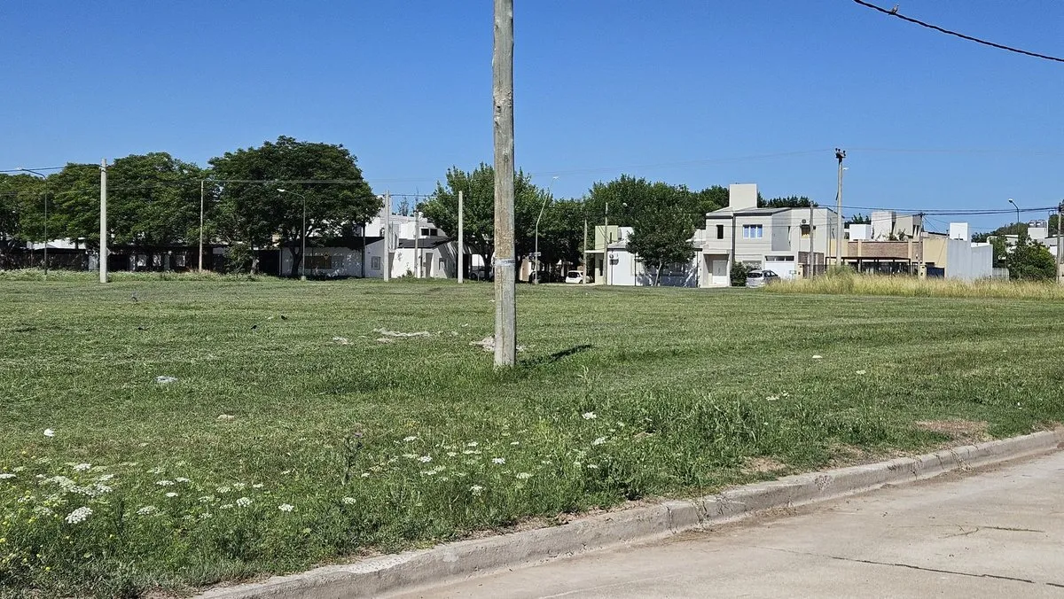 Lote en Marozzi 900