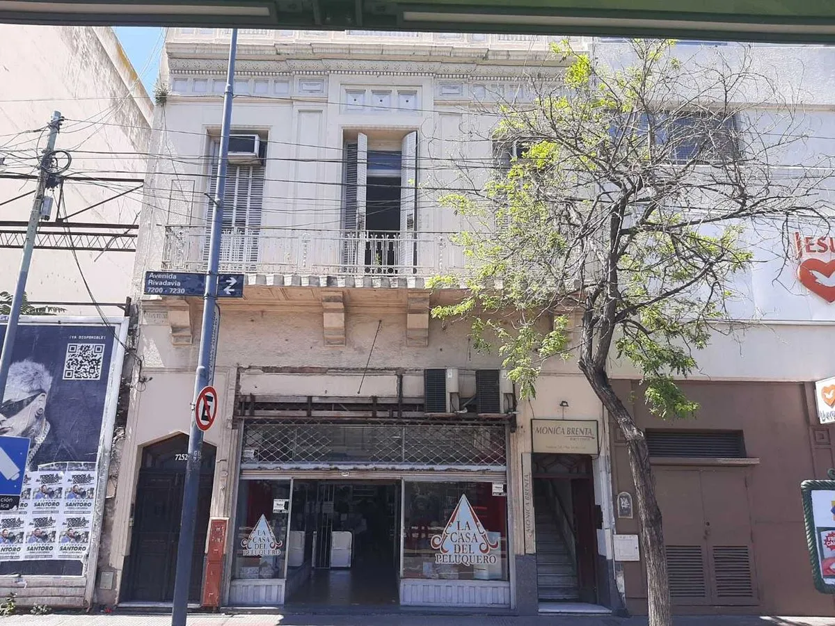 P H en Avenida Rivadavia 7200
