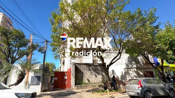 Departamento en Carlos Pellegrini 400