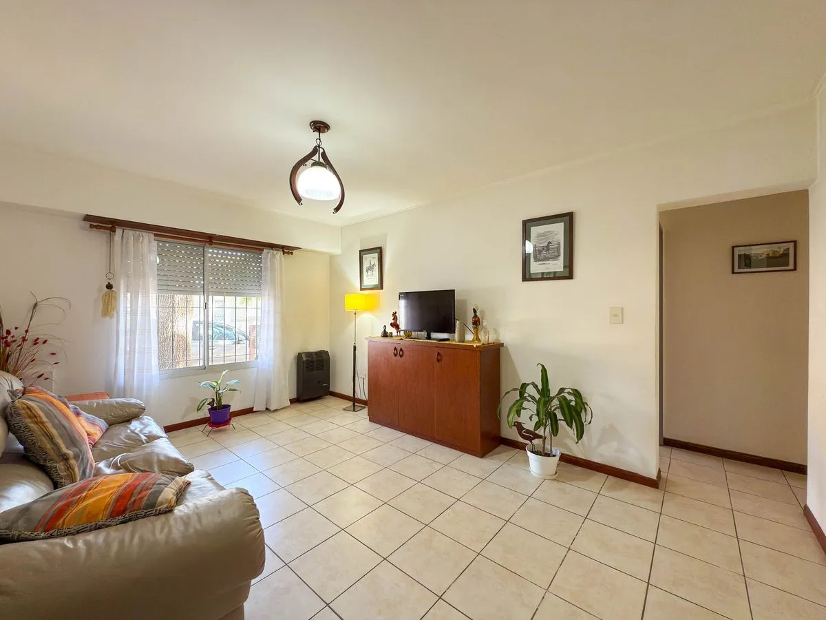 Departamento en Pellegrini 0