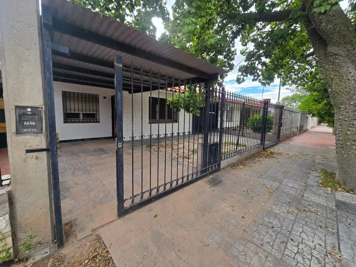 Casa en Roque Saenz Peña 6200