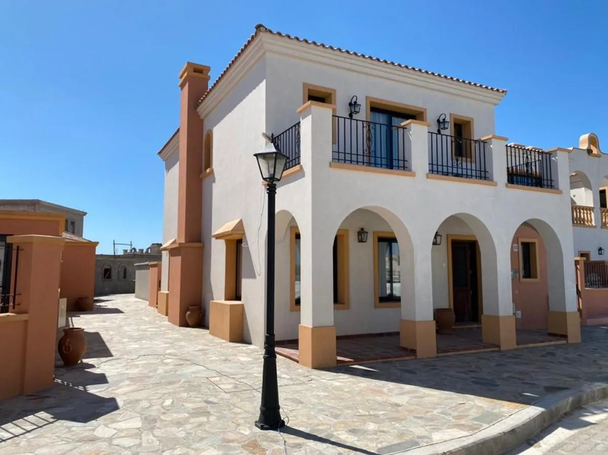 Casa en Mariano Castex 10000