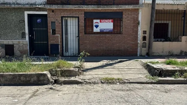 Casa en Domingo Funes 800