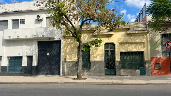 Casa en Muñiz 2100