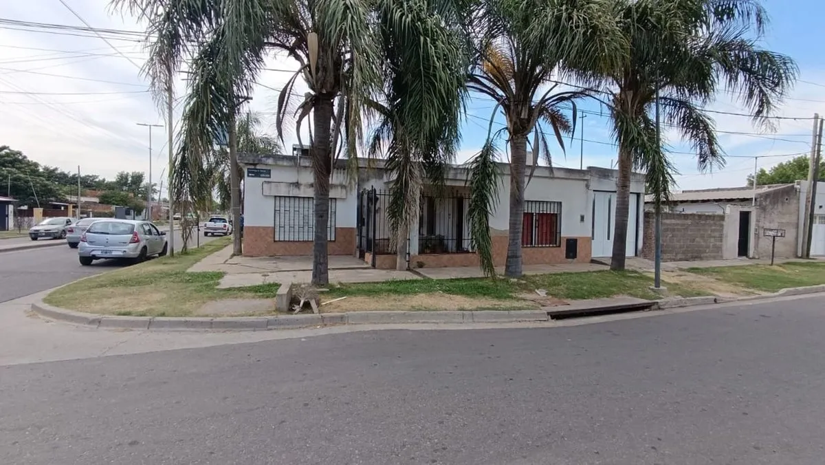 Casa en Canonigo A. Saenz 600