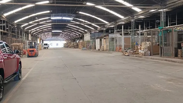 Local Comercial en Independencia 600