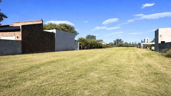 Lote en Maria Robotti S/N