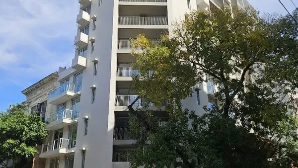 Departamento en Saenz Peña 700