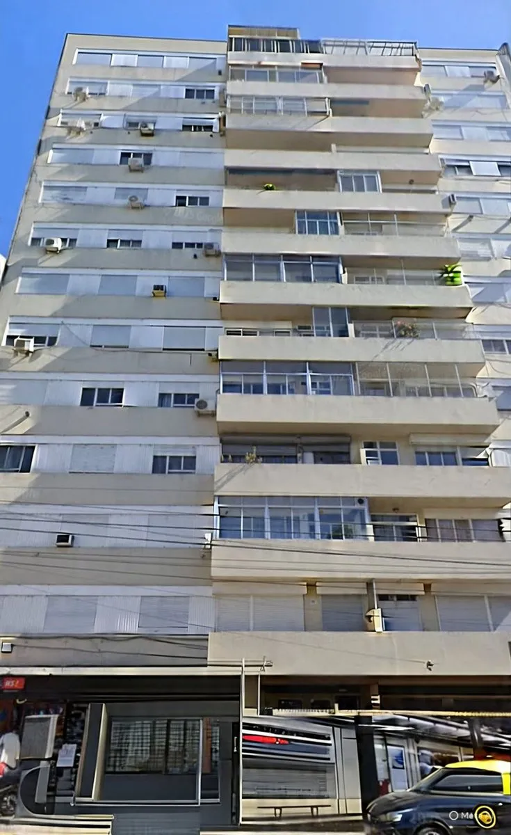 Departamento en Avenida Rivadavia 4500