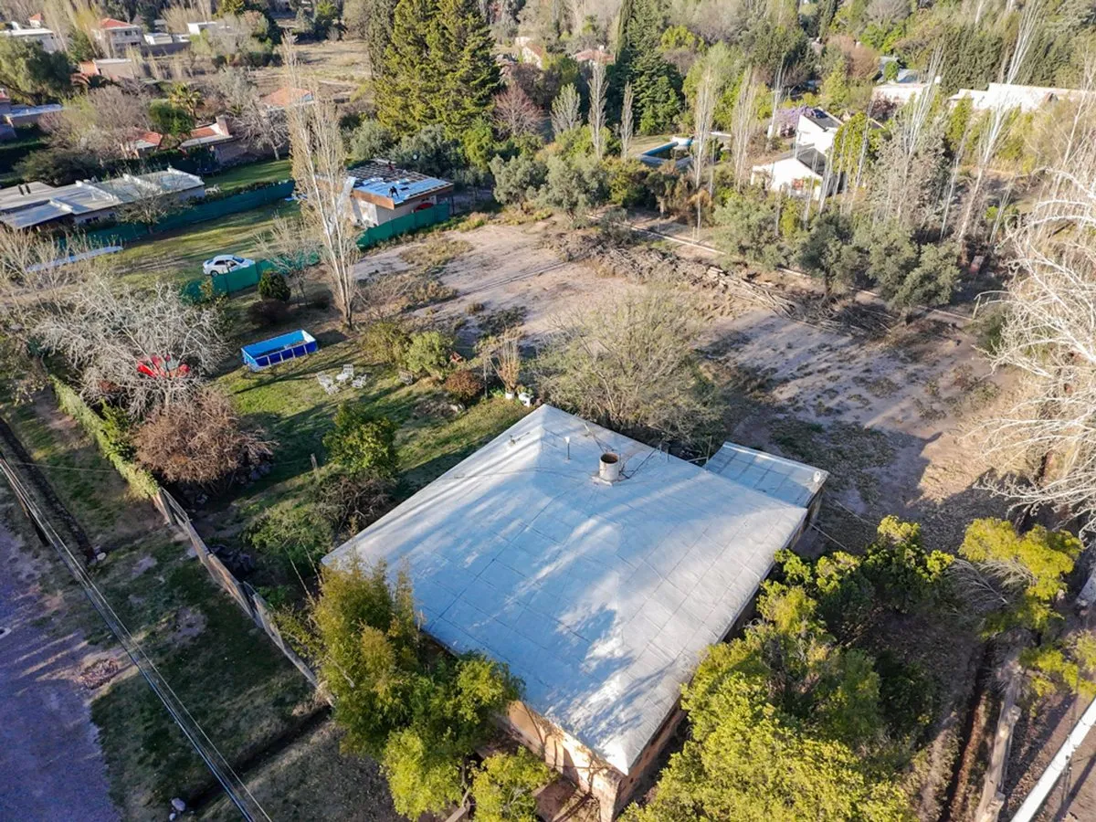 Lote en Almirante Brown 2200