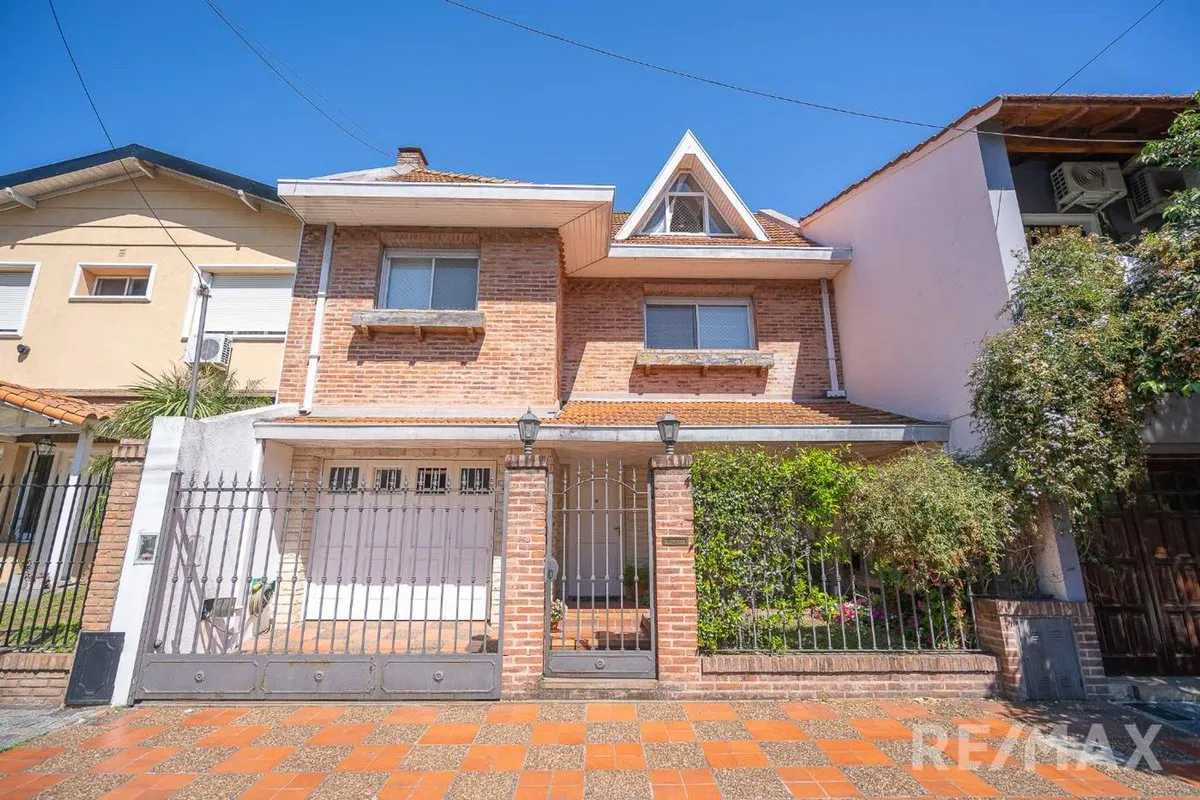 Casa en Chacabuco 2500