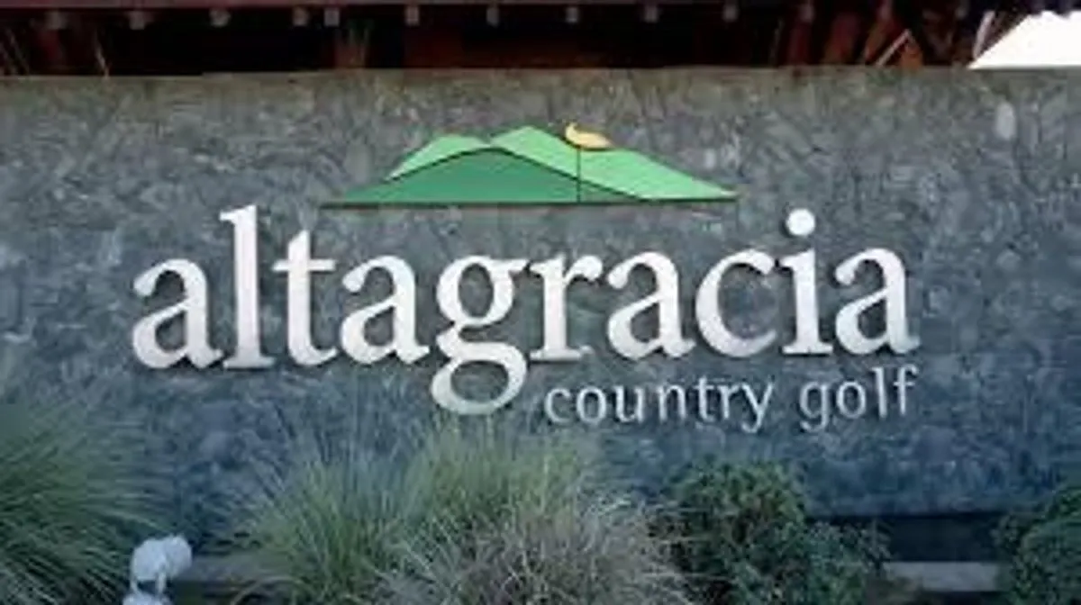 Lote en Alta Gracia Country Golf 400