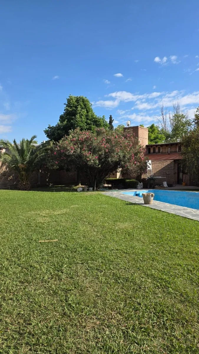 Casa en Godoy Cruz 5200