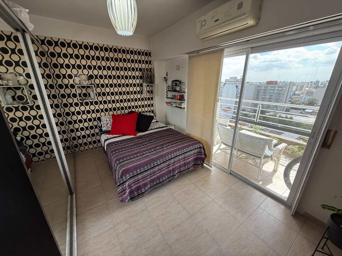 Departamento en Esteban Merlo 4700