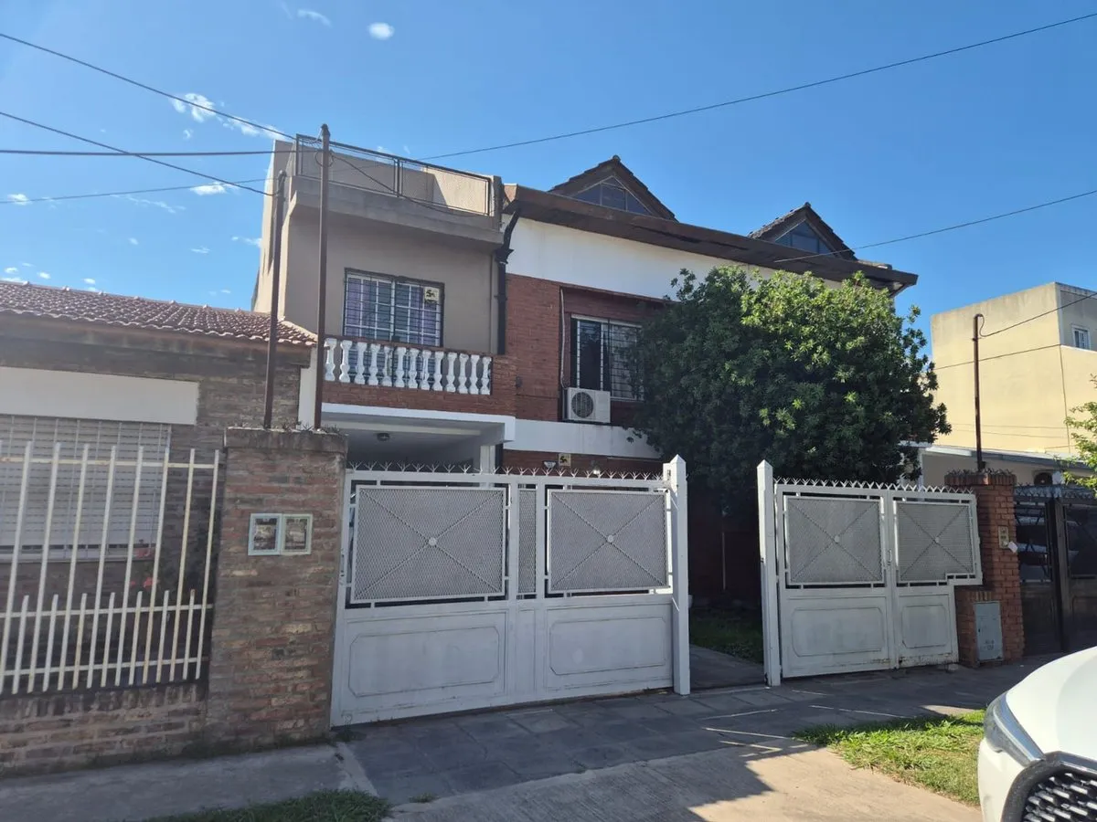 Casa en Juan Díaz de Solís 1200