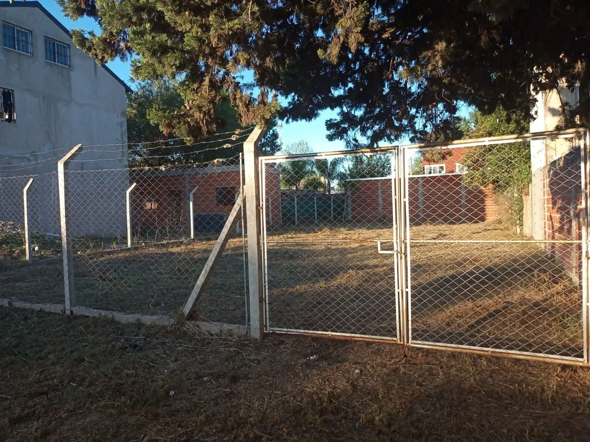 Lote en Cayetano Bourdet y Canal de Beagle S/N