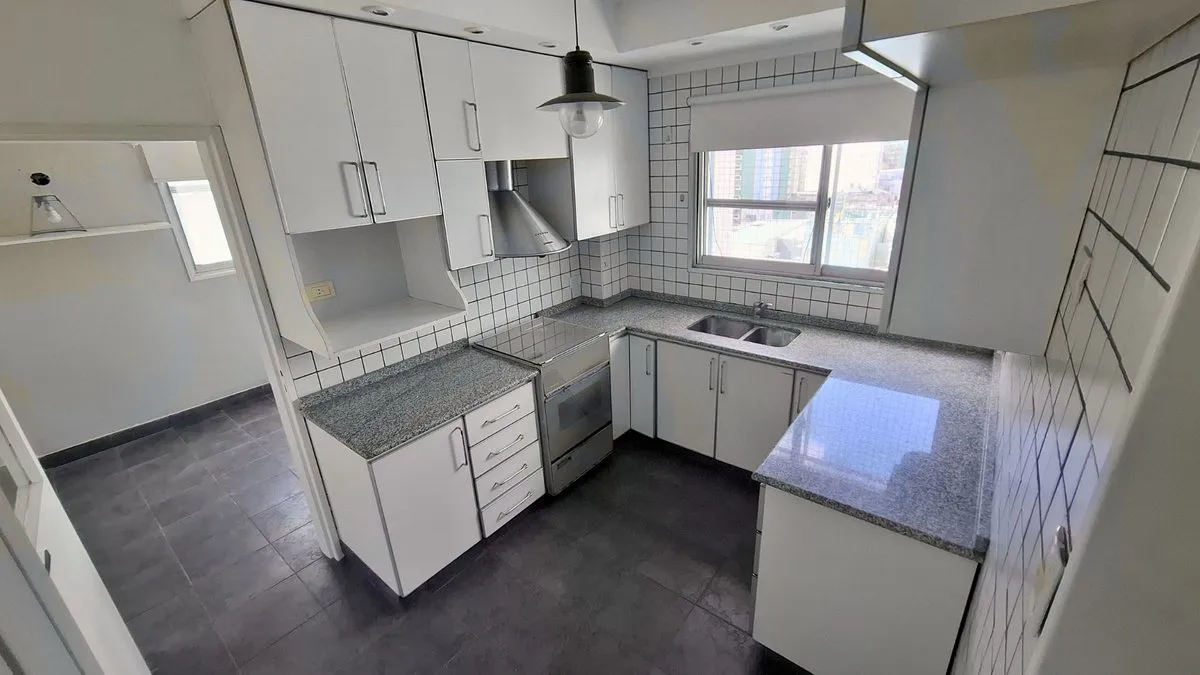 Departamento en Monseñor Piaggio 100