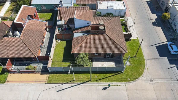 Casa en Jurado 1200