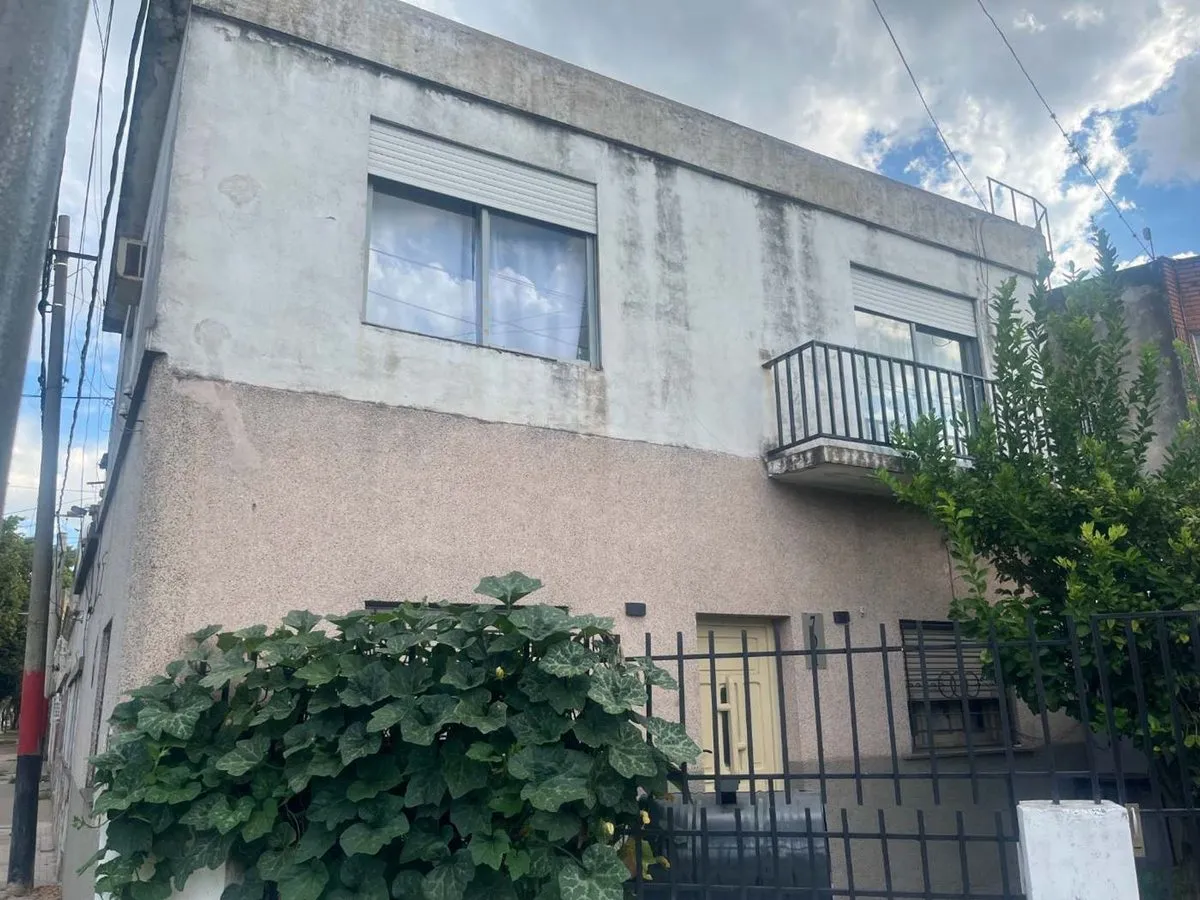 P H en Avenida Nuestra Señora del Rosario 700
