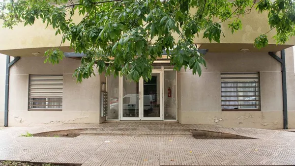 Departamento en 3 de Febrero 200