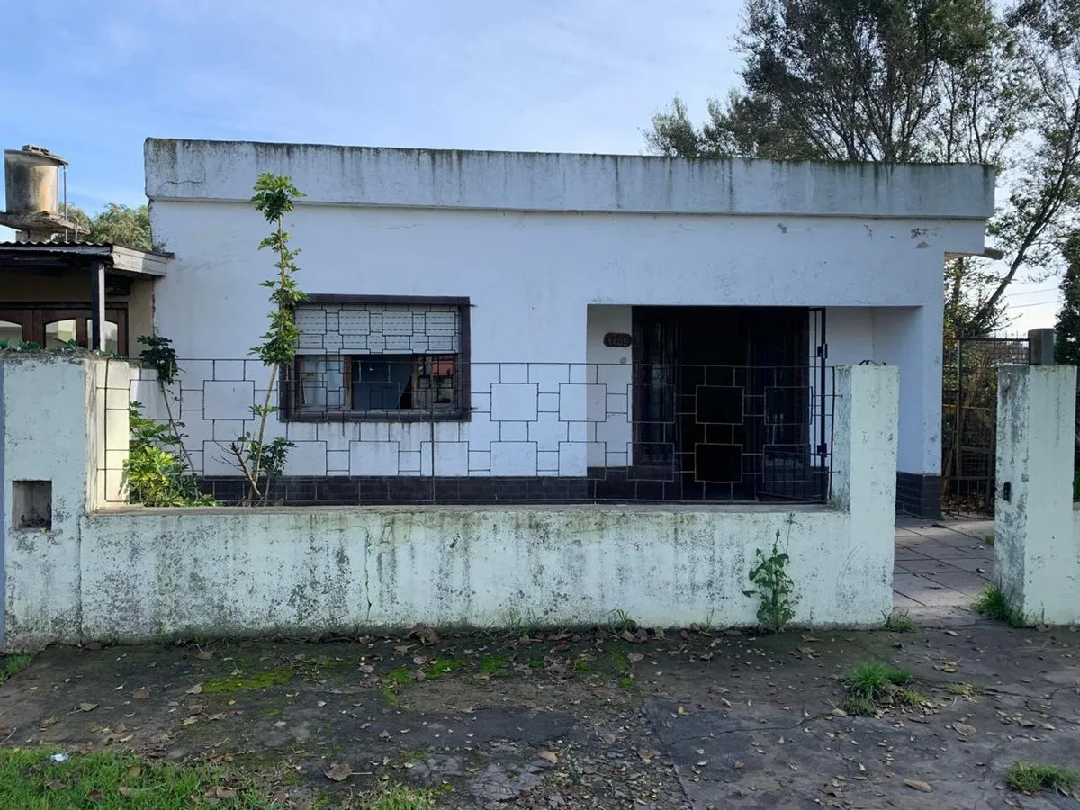Casa en Escarpati 1400