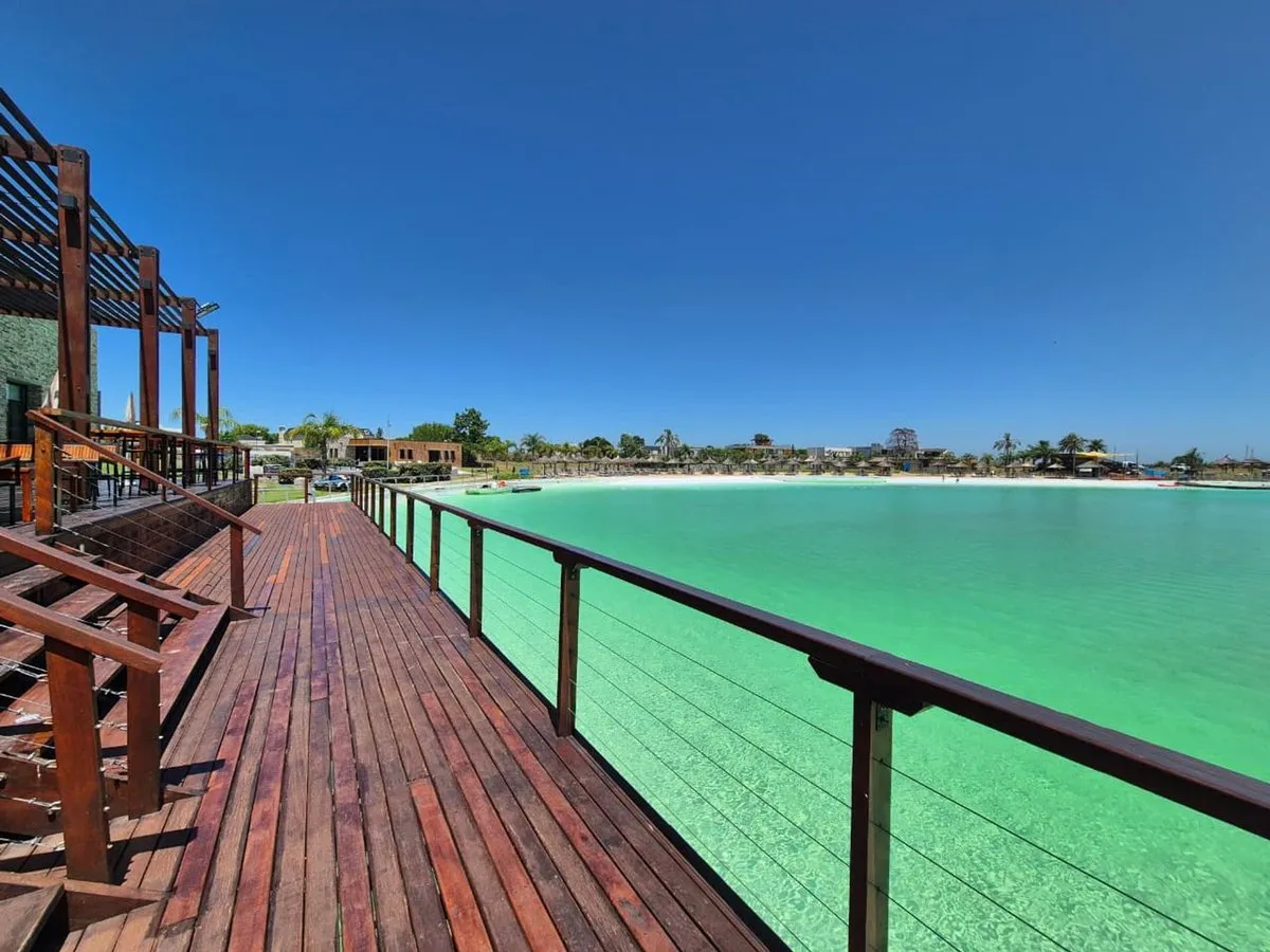 Lote en Los Robles 5900