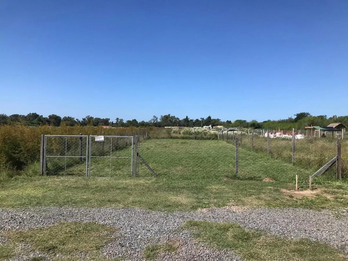 Lote en La Rioja 4700
