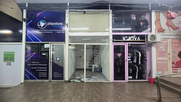Local Comercial en Avenida Santa Fe 3500