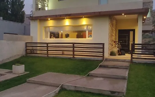 Casa en Roque Gonzalez 1100