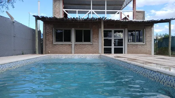 Casa en Calle Carril Caballero 3300
