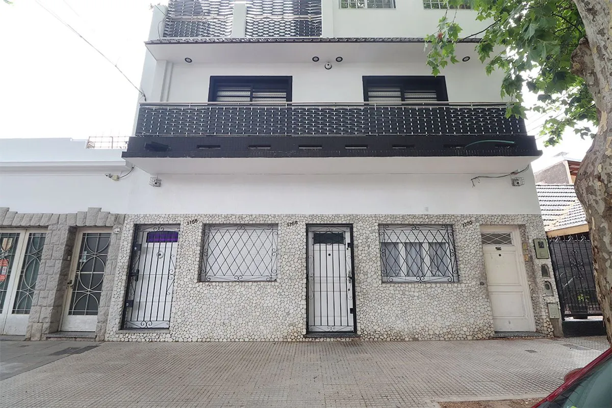 P H en Marcos Paz 1700
