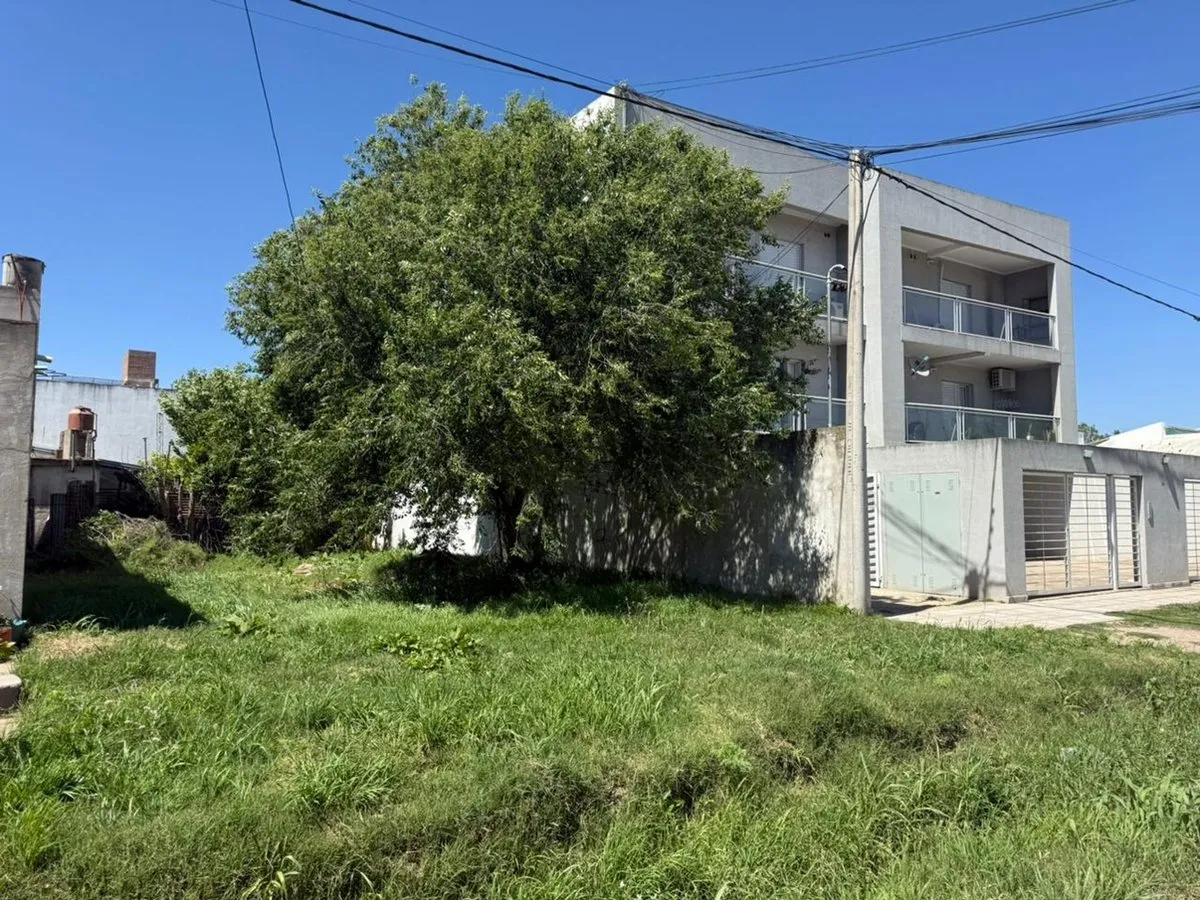 Lote en Vélez Sársfield 100