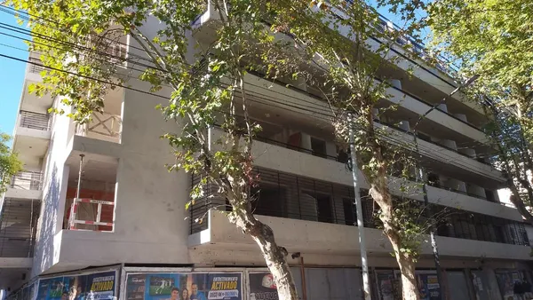 Departamento en Llerena 2800