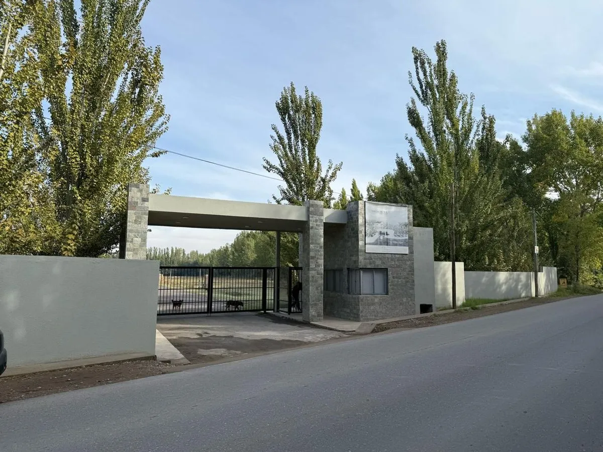 Lote en Constituyentes 2200