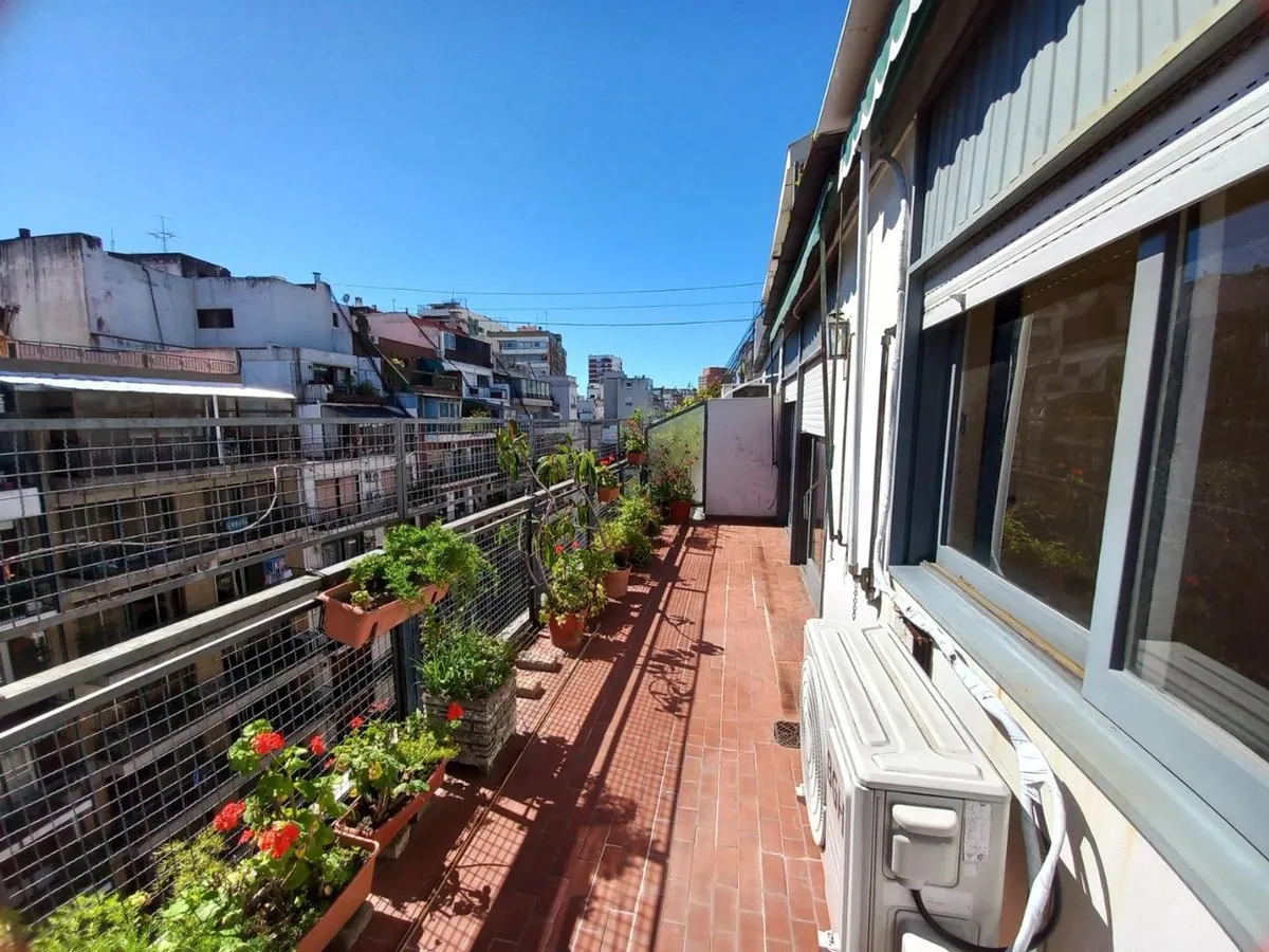 Departamento en French 2300