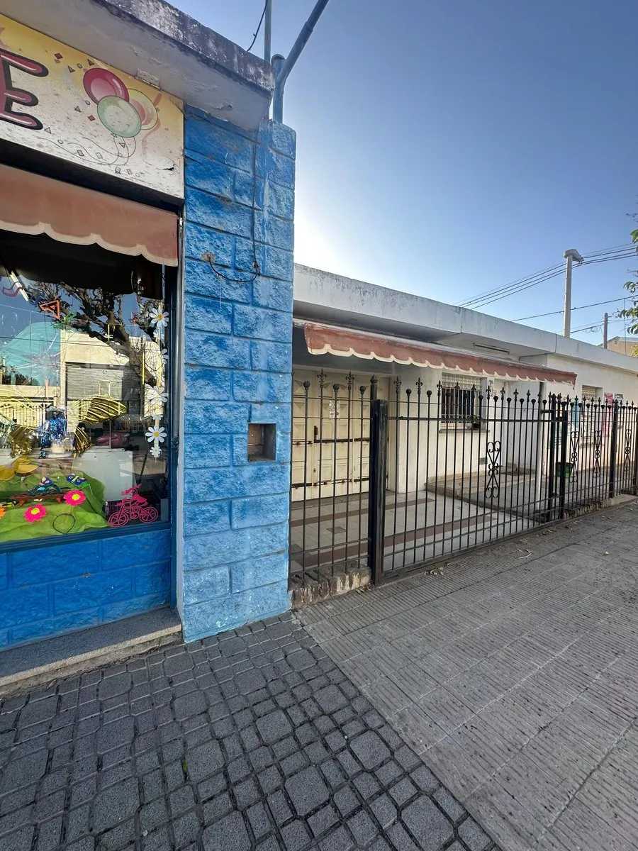 Casa en Los Mistoles 6400