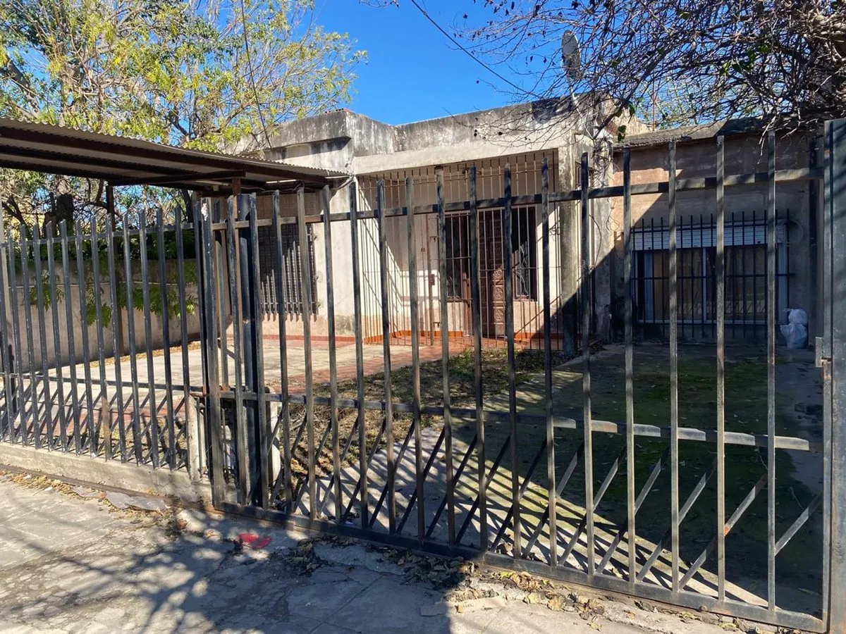 Casa en Avenida Hector Arregui 1300