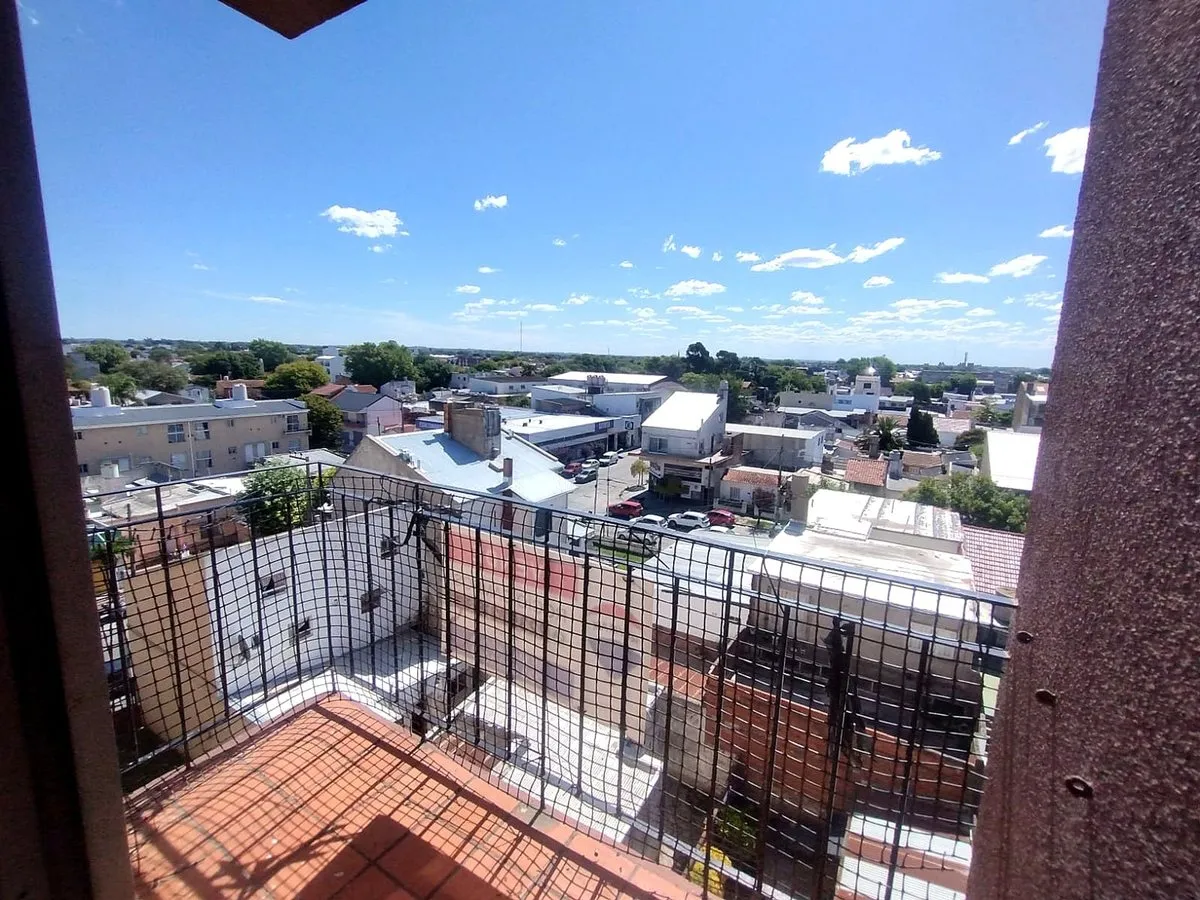 Departamento en Alvarado 4500