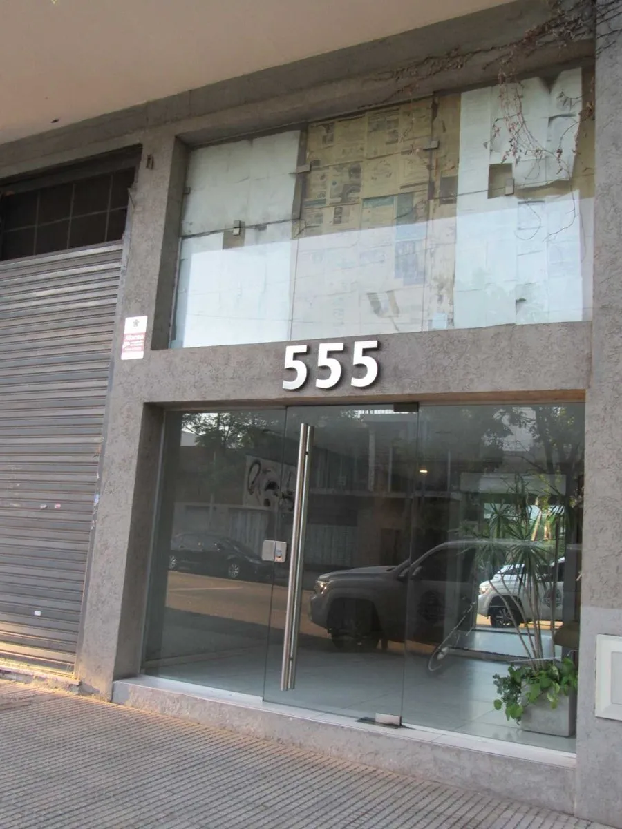 Departamento en Avenida Cobo 500