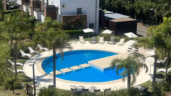 Departamento en Avenida del Golf 600