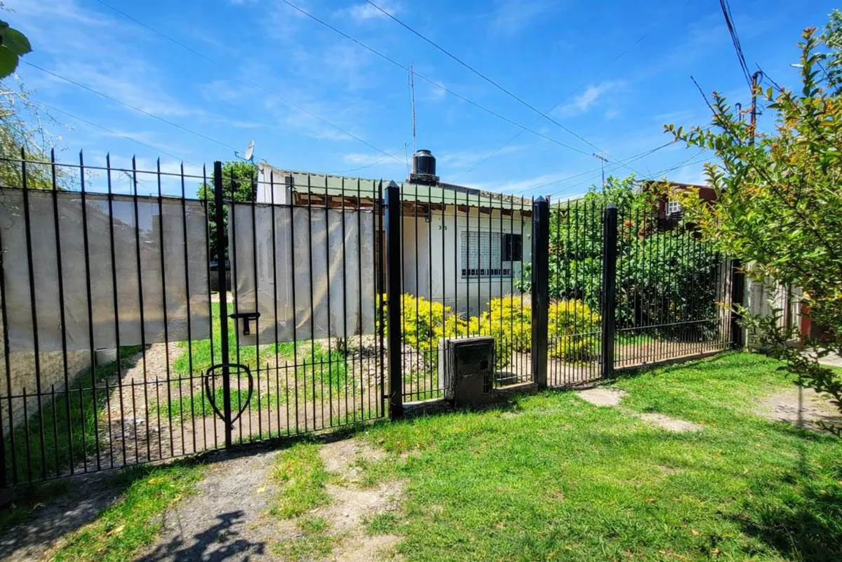 Casa en Juan M. Castro Chaves 300