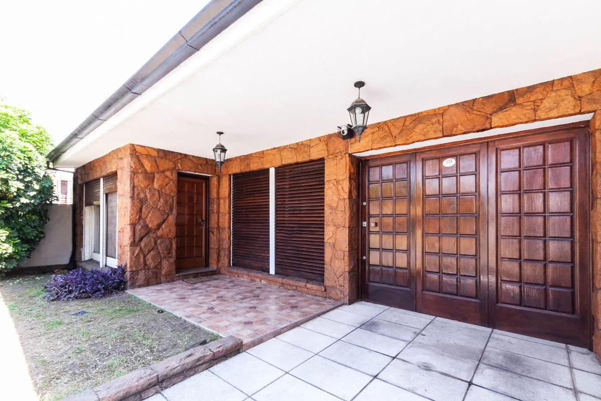 Casa en Sixto Fernández 1100