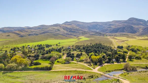 Lote en Las Golondrinas S/N