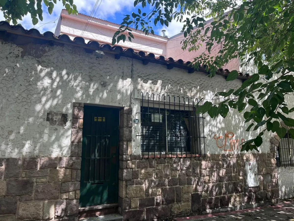 Casa en Martínez de Rozas 1900