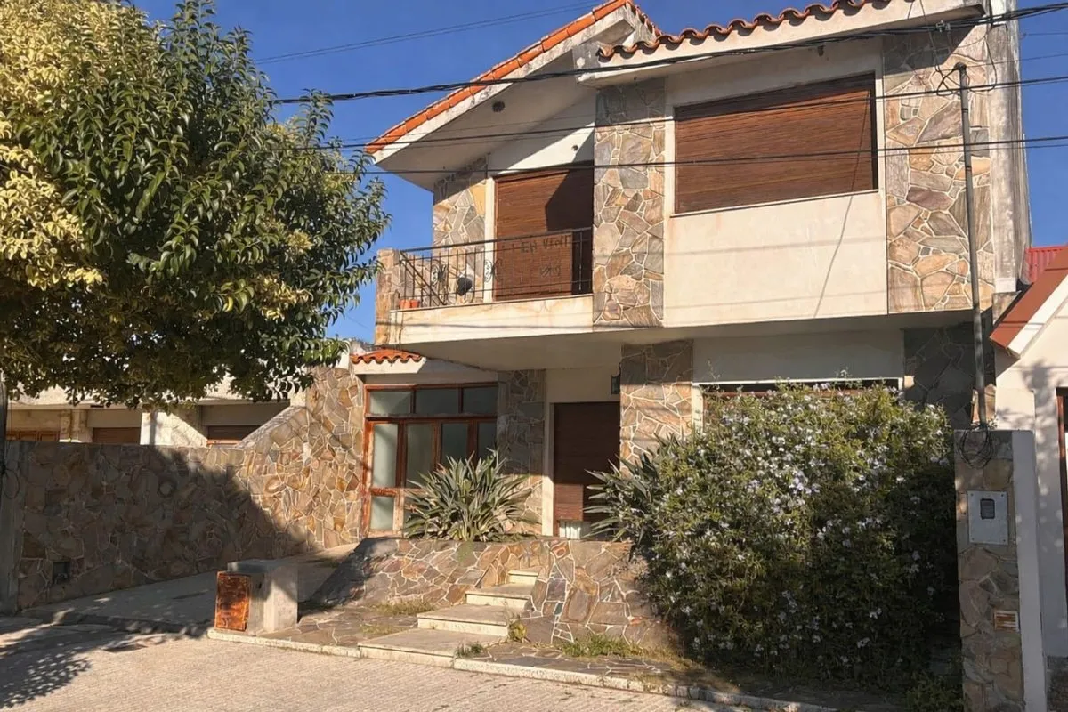 Casa en Sarmiento 800