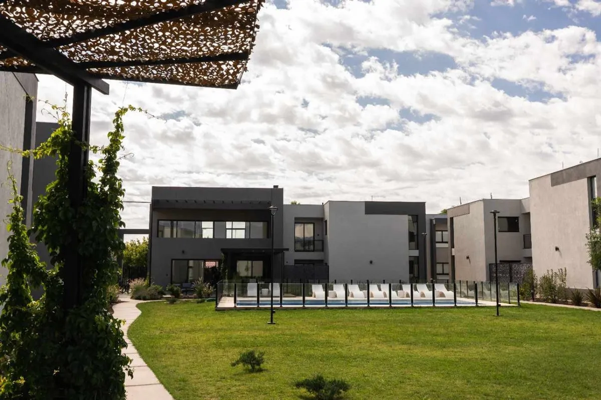 Departamento en Modesto Lima 0