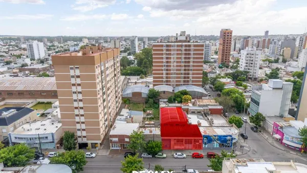 Lote en Estomba 800