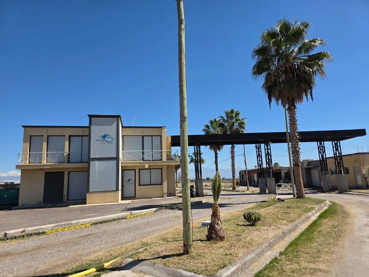 Lote en Severo del Castillo 3800